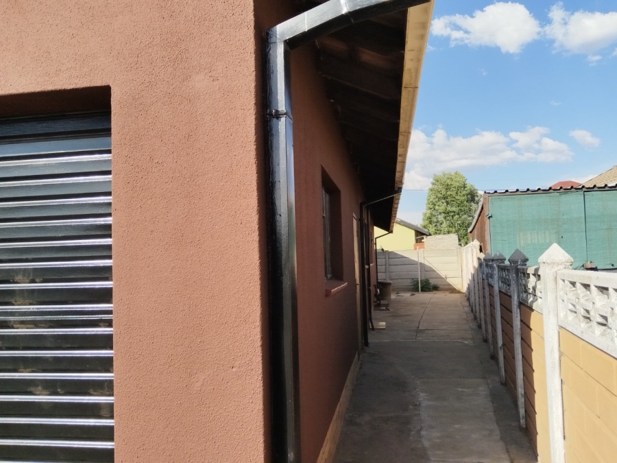 3 Bedroom Property for Sale in Zamdela Free State